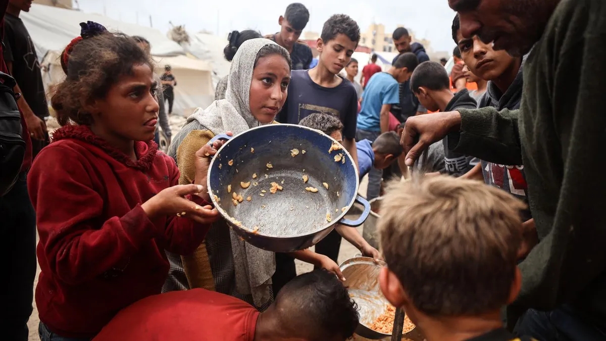 Israeli Cabinet Greenlights Immediate Humanitarian Aid to Gaza