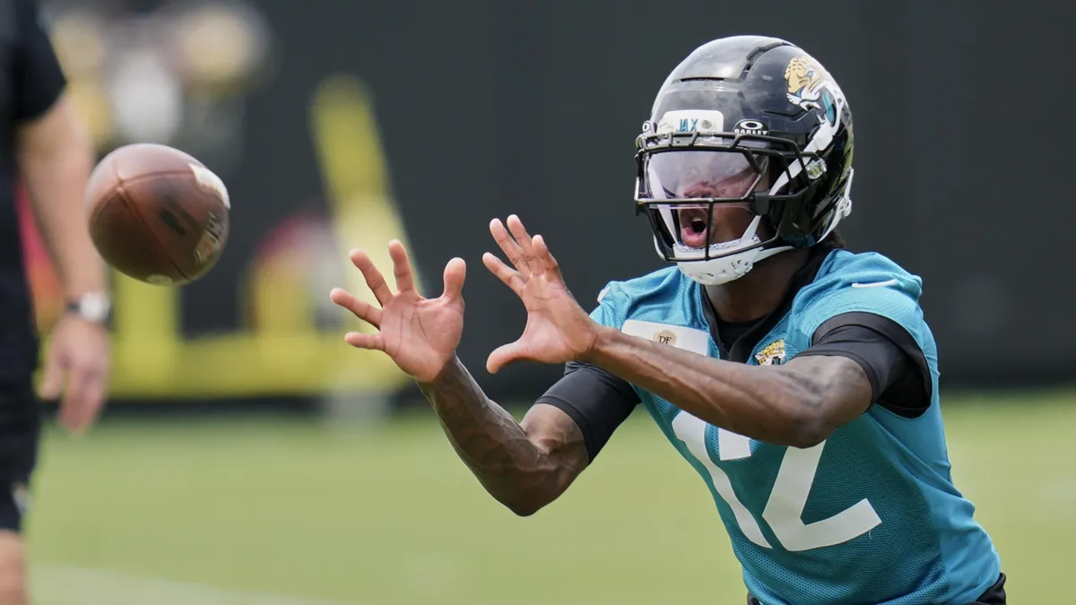 Jacksonville Jaguars Coach Liam Coen Stays Positive on Travis Hunter's Rookie Performance