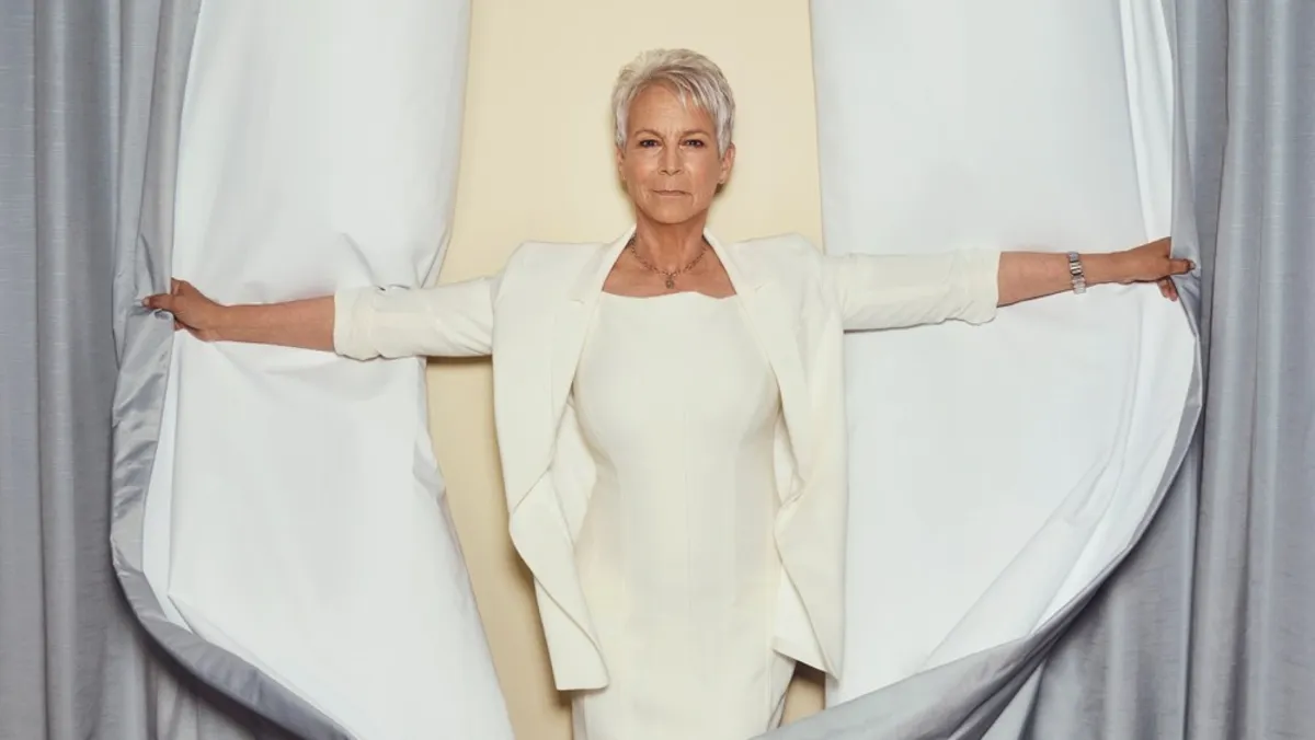 Jamie Lee Curtis Reflects on Her Connection with Princess Diana and a Life of Generosity
