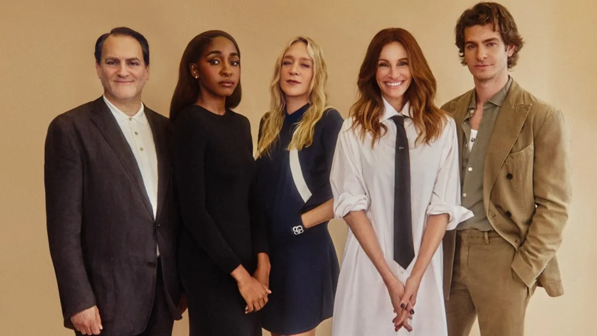 Julia Roberts Shines at Venice Film Festival with Bold Fashion Statement