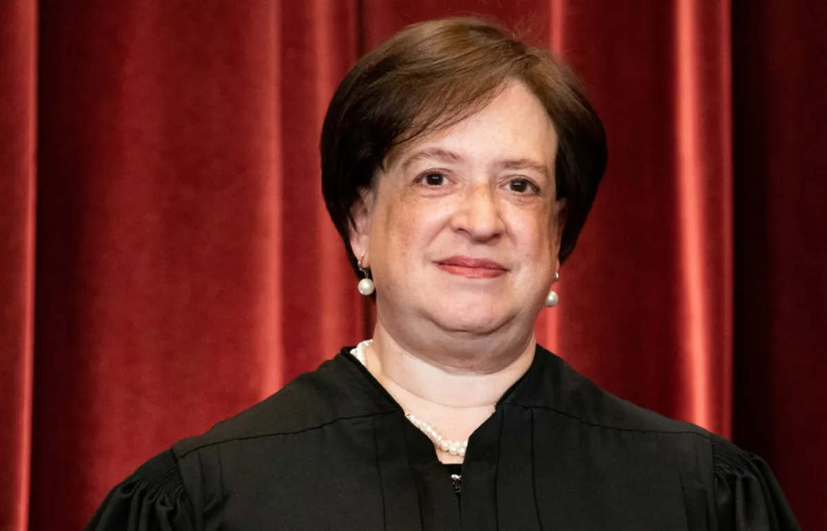 Kagan Challenges Trump Administration on Birthright Citizenship Case