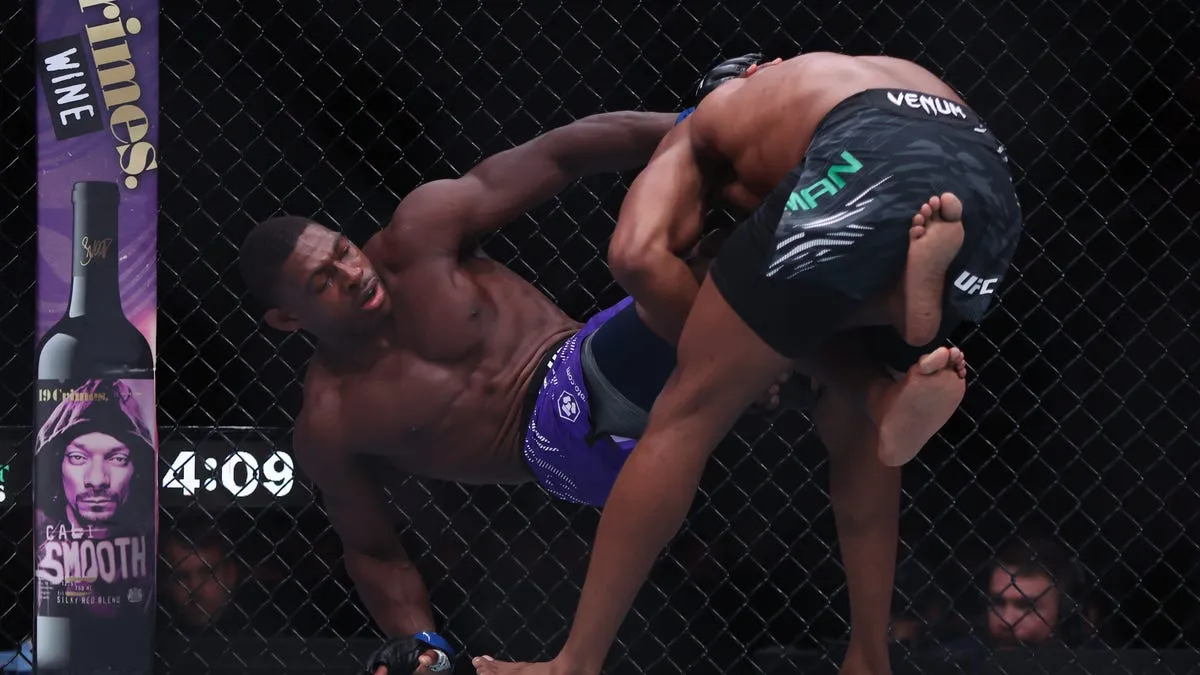Kamaru Usman Breaks Winless Streak with Unanimous Decision Victory Over Joaquin Buckley