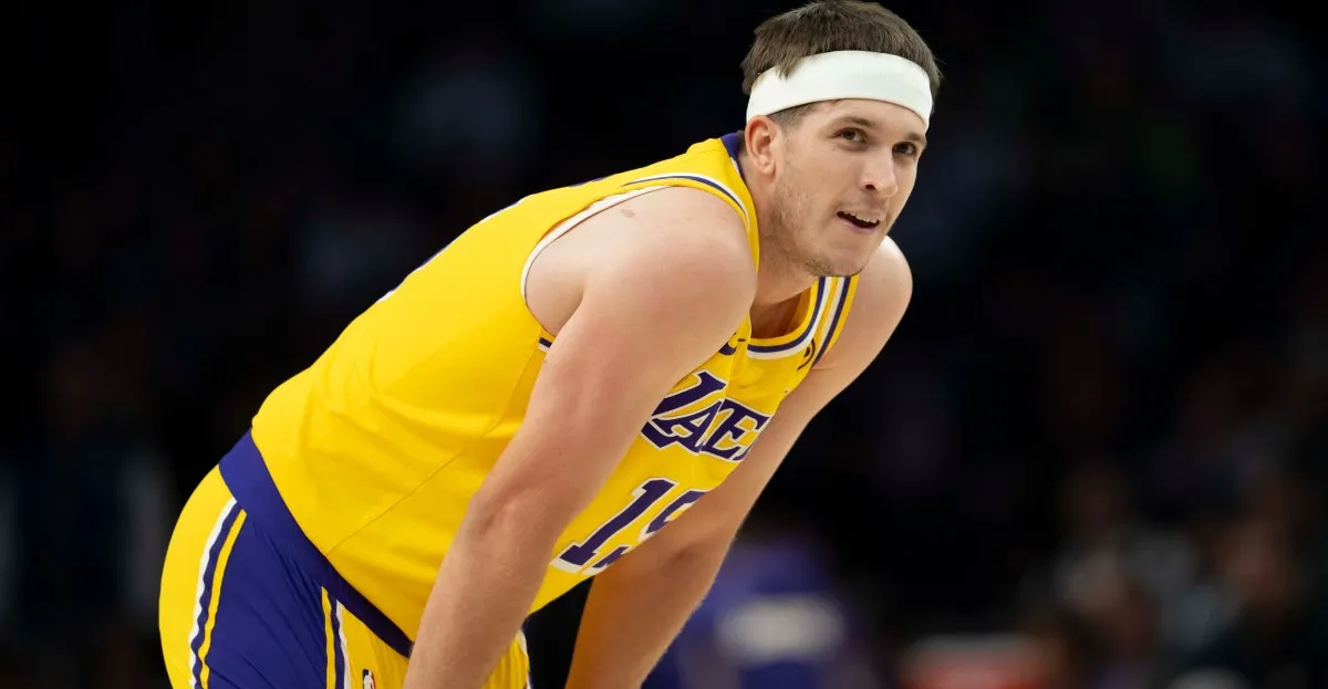 Lakers Pull Off Thrilling Comeback Win Over Timberwolves