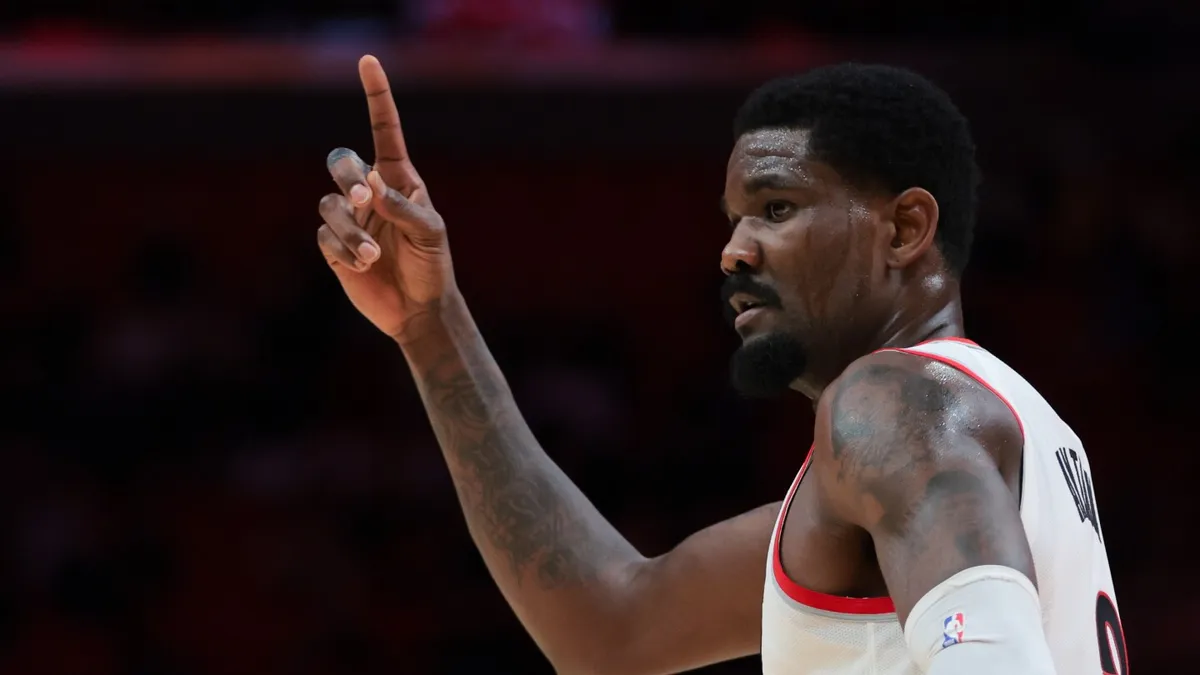 Lakers Sign Deandre Ayton: A Game-Changer for the 2023 Season