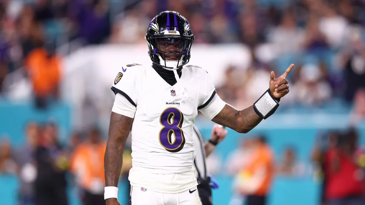 Lamar Jackson Shines as Ravens Dominate Dolphins 28-6