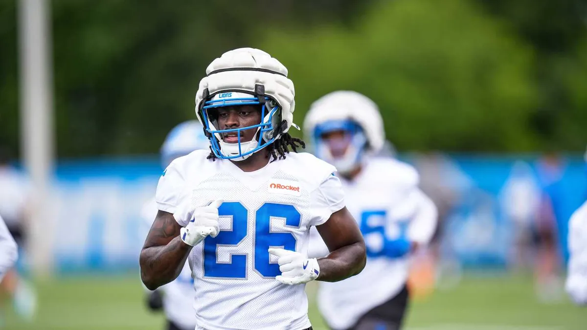 Lions Safety Morice Norris Returns Home After Hospital Stay