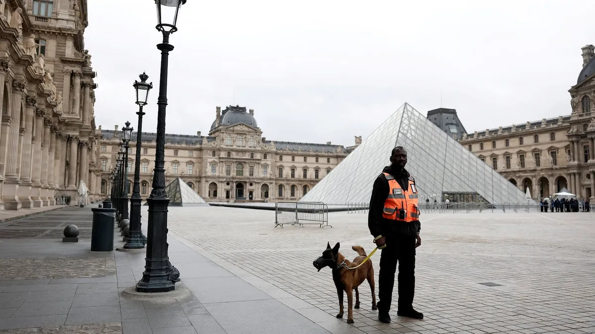 Louvre Heist: President Summoned Amid Jewelry Theft Investigation