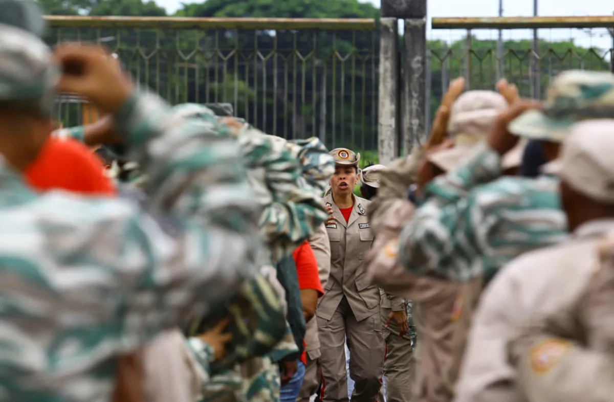 Maduro Stands Firm Against U.S. Military Threats Amid Rising Tensions