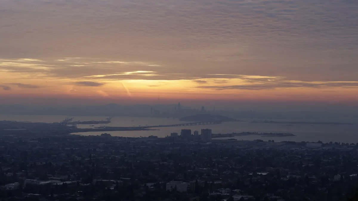 Magnitude 4.3 Earthquake Shakes San Francisco Bay Area in Early Morning Hours