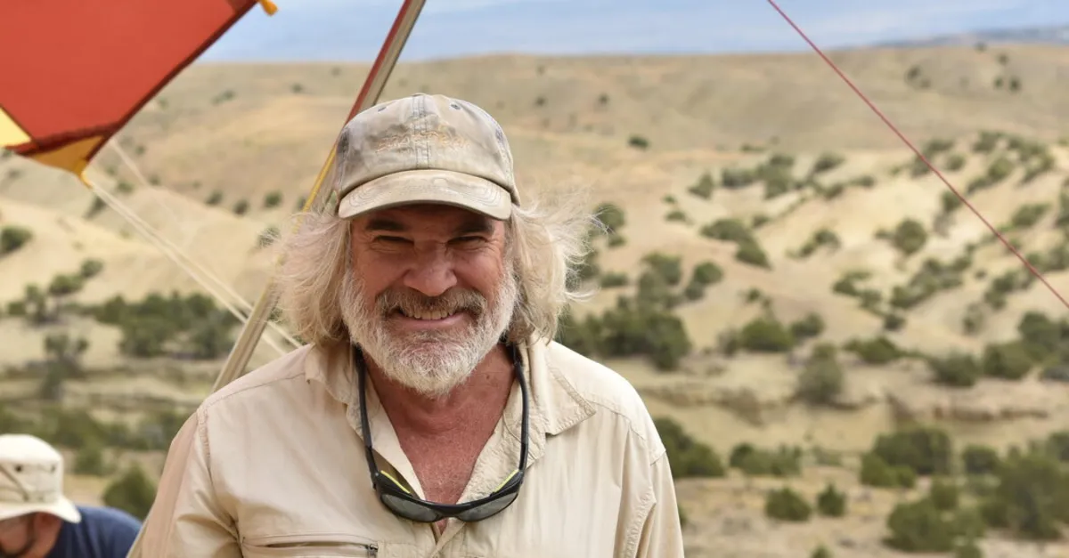 Mark Norell: Pioneering Paleontologist and Dinosaur-Bird Evolution Expert Passes Away