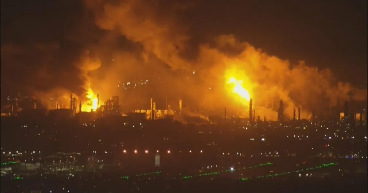 Massive Fire Breaks Out at El Segundo Chevron Refinery Following Explosion