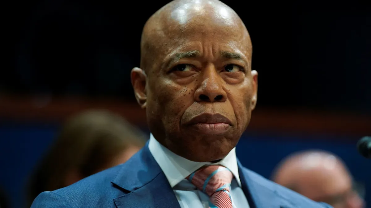 Mayor Eric Adams Stays in Race Amid Trump’s Diplomatic Gambit