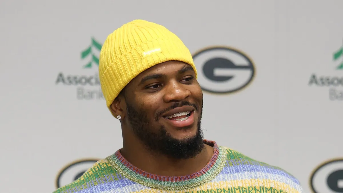 Micah Parsons Makes History with No. 1 Jersey After Packers Trade