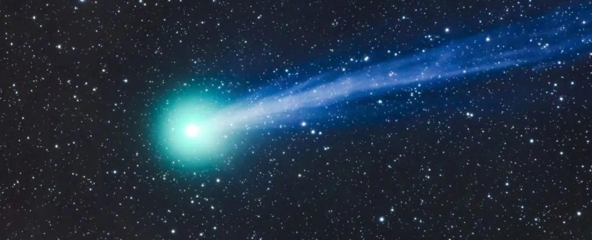Mystery of Interstellar Comet 3I/ATLAS: Why Is It Turning Green?