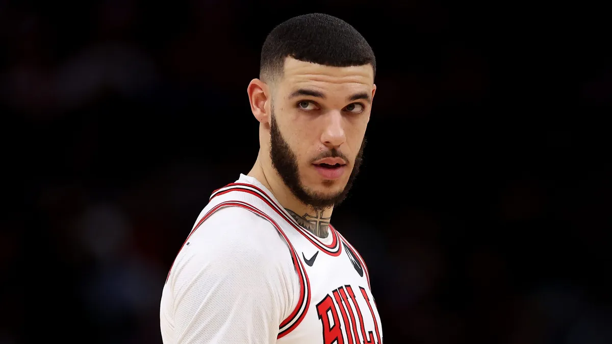 NBA Free Agency Frenzy: Key Trades, Extensions, and Departures You Can't Miss!