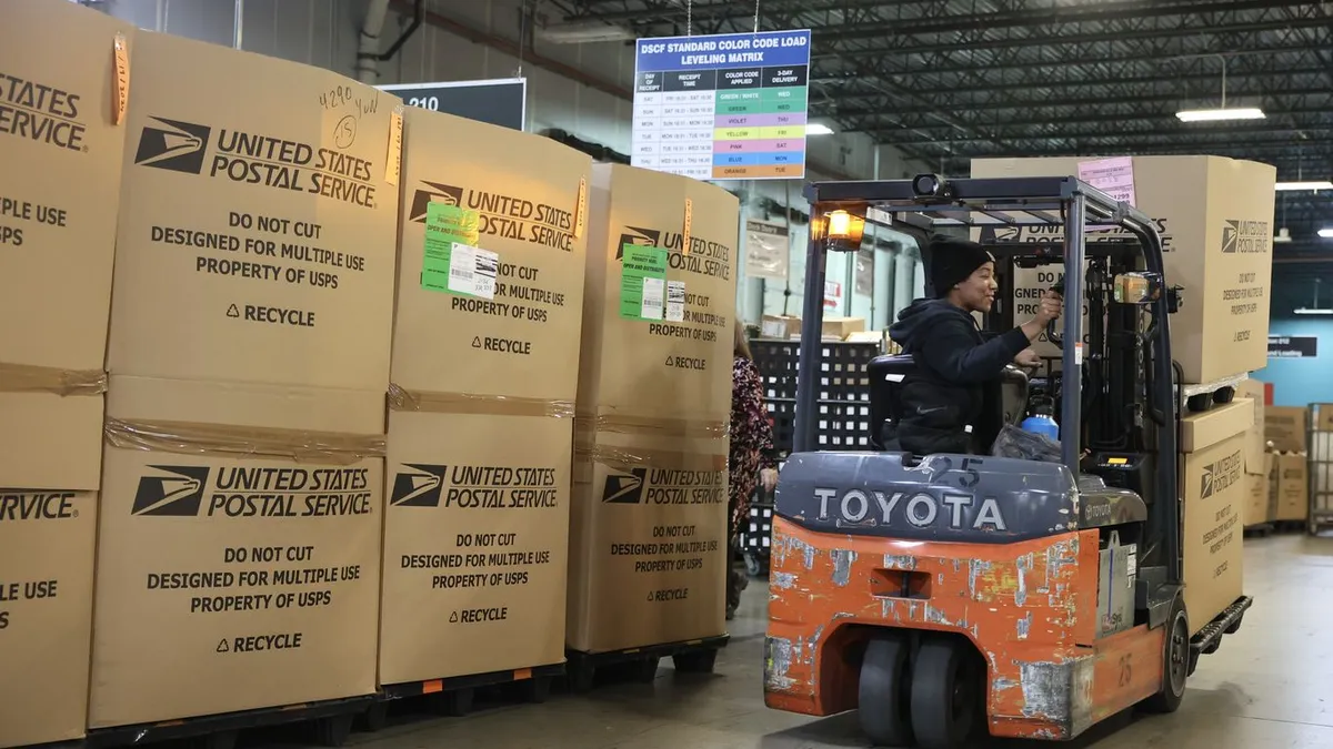 New Tariffs Hit Small Package Shipments to the U.S. – What You Need to Know