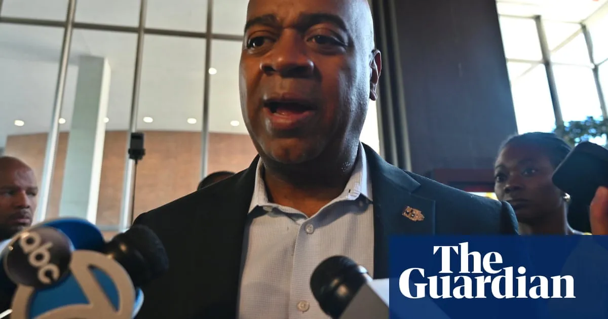 Newark Mayor Ras Baraka Arrested Amid Immigration Detention Facility Protests
