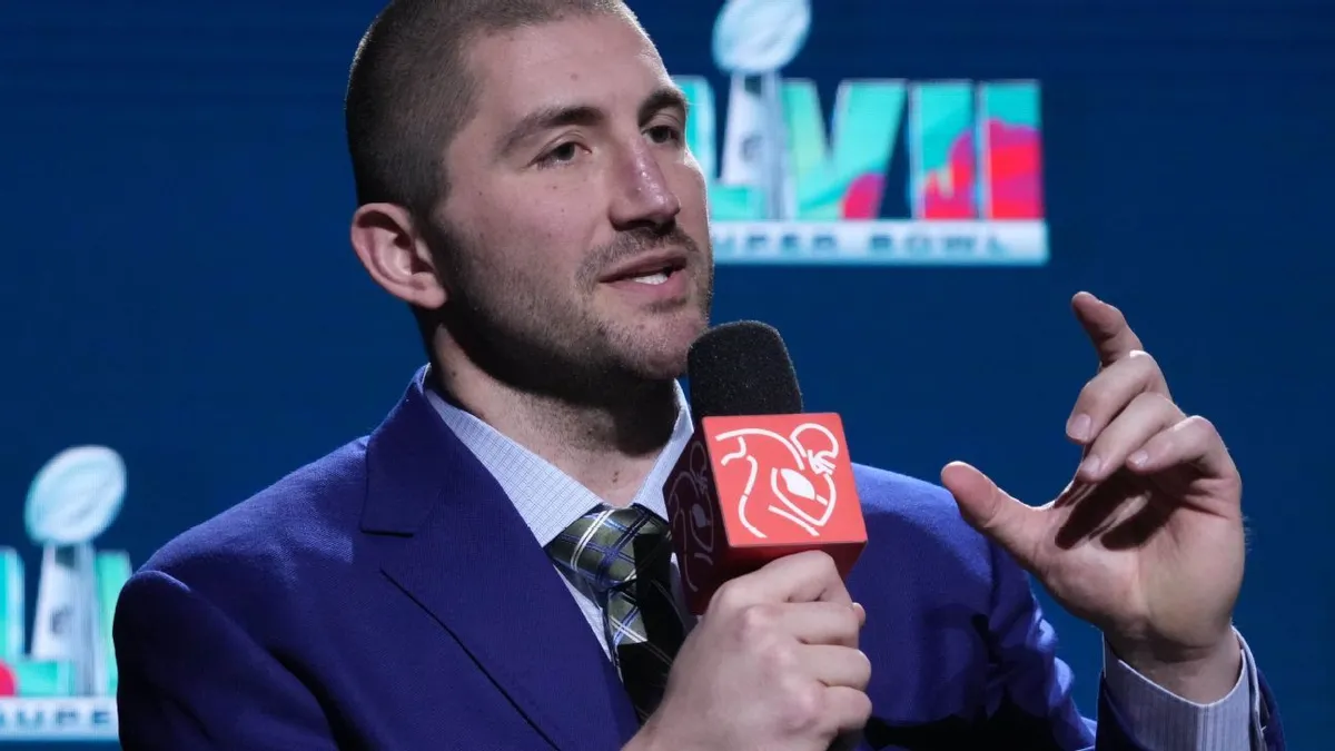 NFLPA's JC Tretter Resigns: A Shocking Turn in Union Leadership