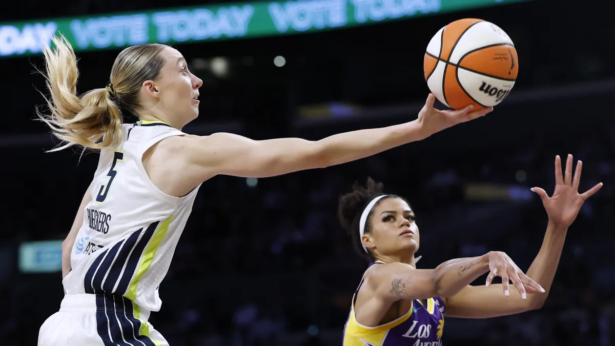 Paige Bueckers Shines with 44 Points, But Dallas Wings Fall Short to Sparks
