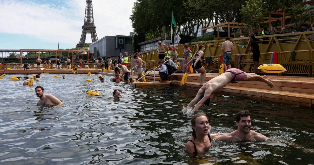 Parisians Dive into History: Swimming Allowed in the Seine for the First Time in a Century