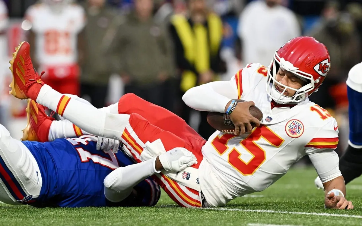 Patrick Mahomes' Struggles Lead to Chiefs' Disappointing Loss Against Bills