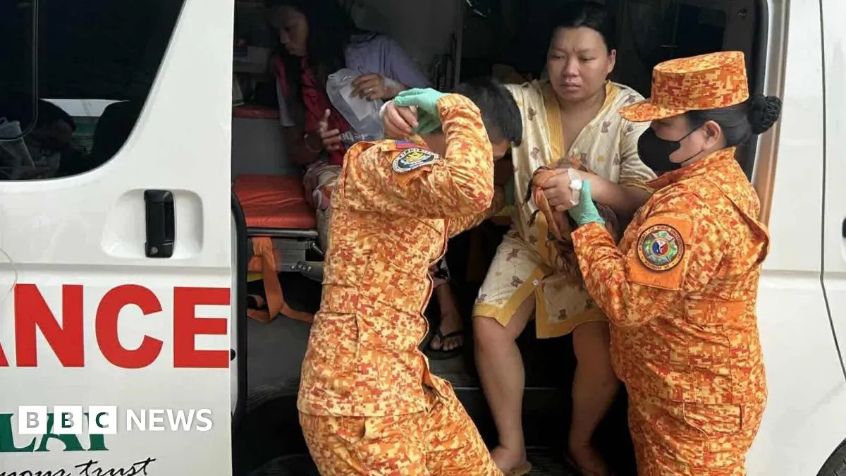 Philippines Earthquake Triggers Tsunami Warning: Evacuations Ordered