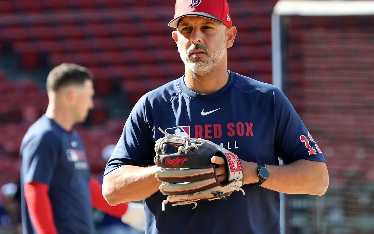 Rafael Devers Embraces Versatility with Giants: A New Chapter Begins