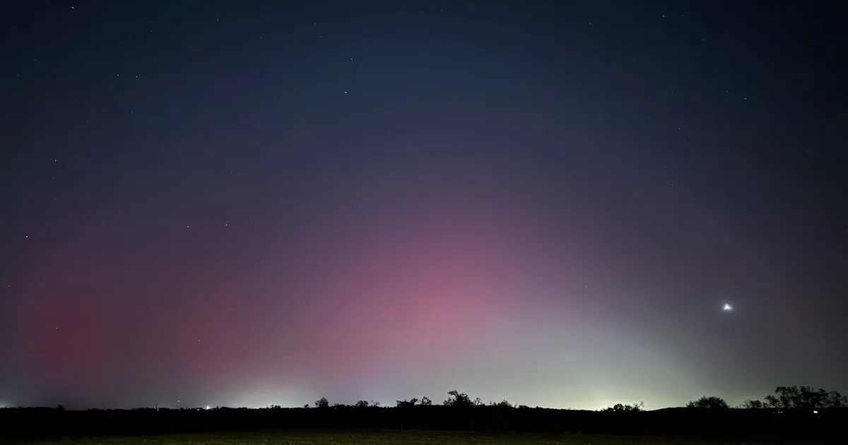 Rare Aurora Borealis to Dazzle Texas Skies Tonight