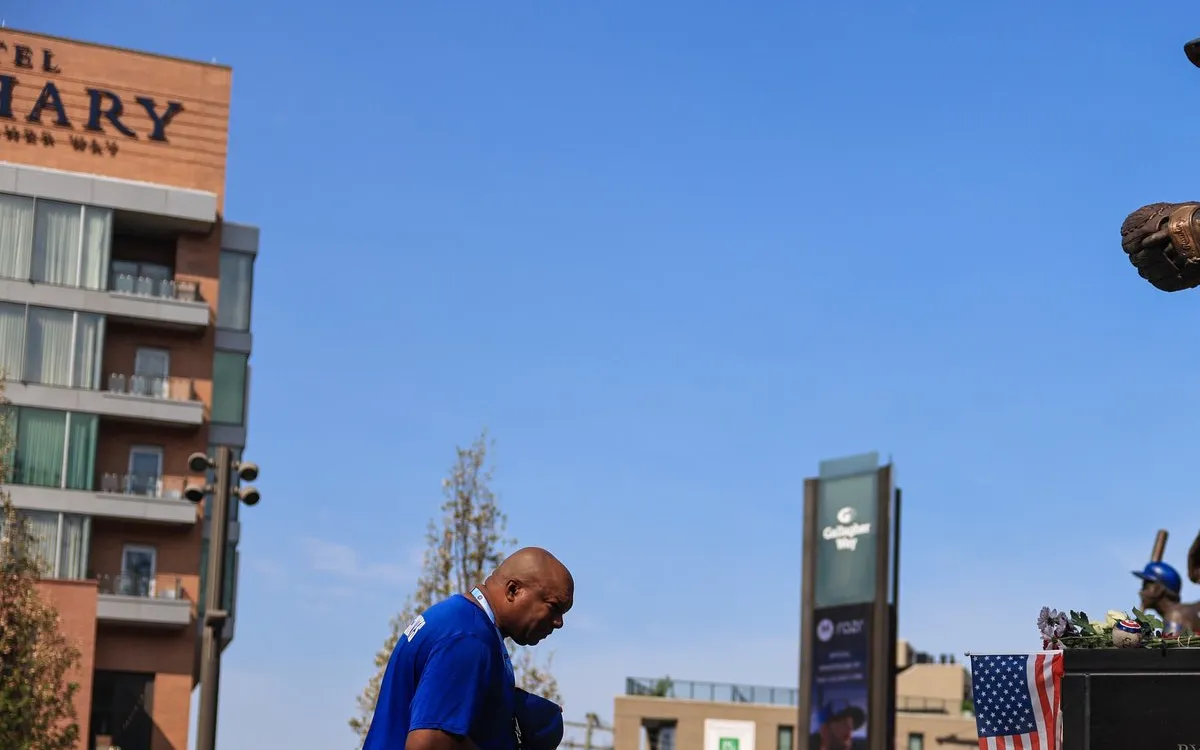Remembering Ryne Sandberg: A Cubs Legend's Lasting Impact