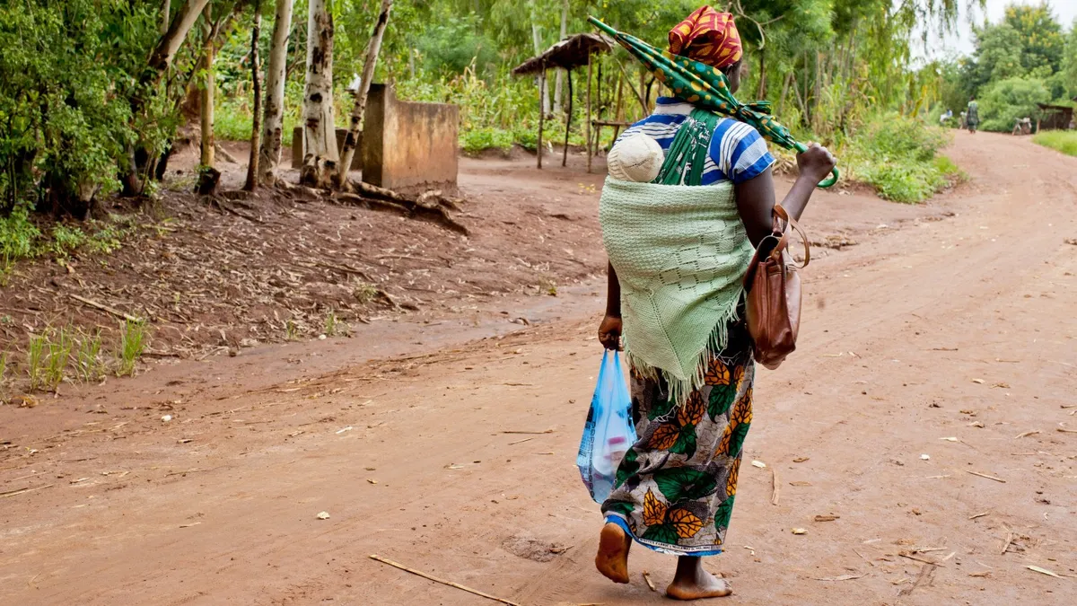Revolutionary Baby Wraps Could Significantly Fight Malaria in Africa