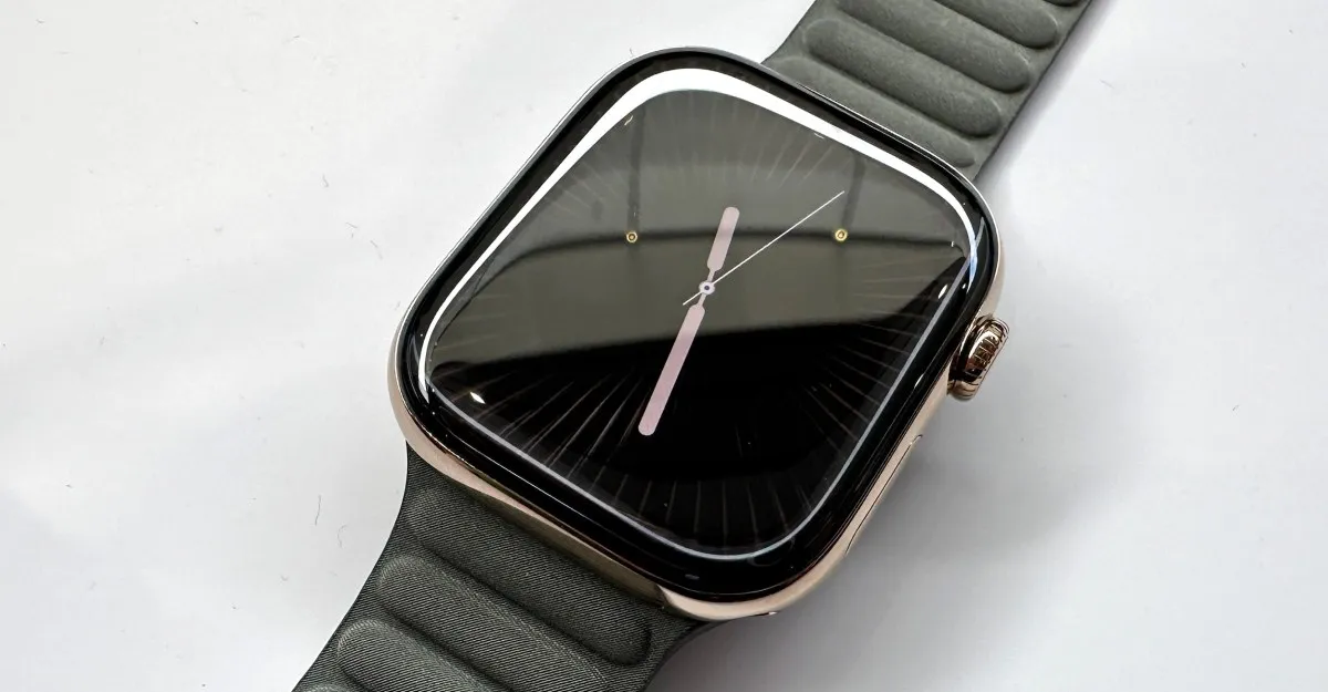 Revolutionary Blood Pressure Monitor Launches with watchOS 26