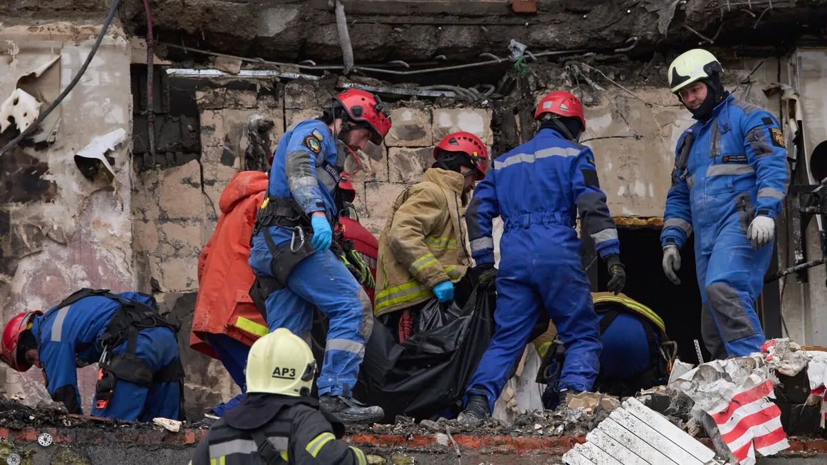 Russia Launches Massive Attack on Kyiv Ahead of U.S.-Ukraine Peace Talks