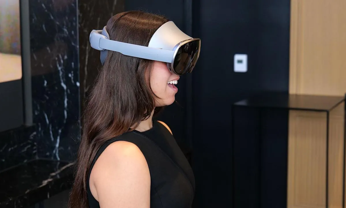 Samsung Launches Galaxy XR: A Vision Pro Lite or Just a Developer Kit?