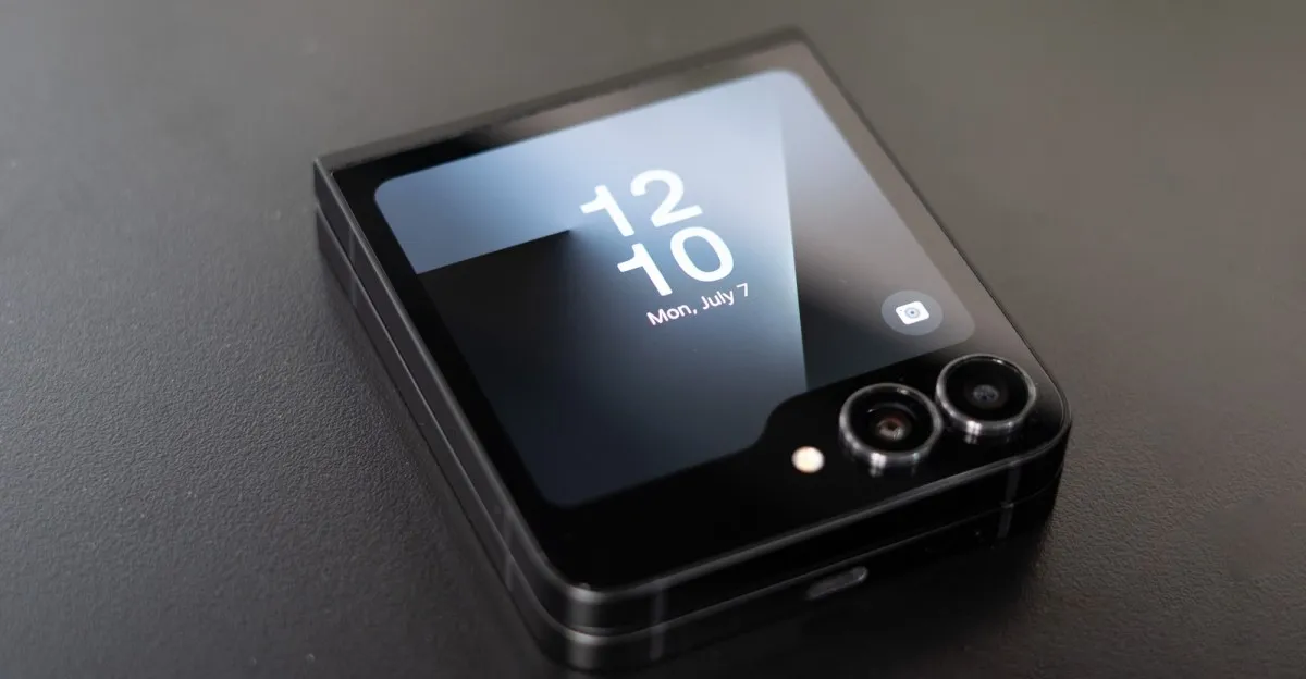 Samsung Unveils the Z Flip 7 and Budget-Friendly Z Flip 7 FE: A New Era of Foldables