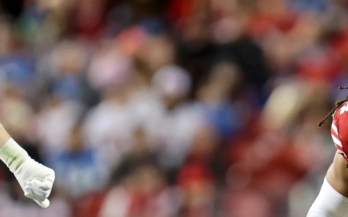 San Francisco 49ers Lock in Fred Warner as NFL's Highest-Paid Linebacker with $63 Million Deal