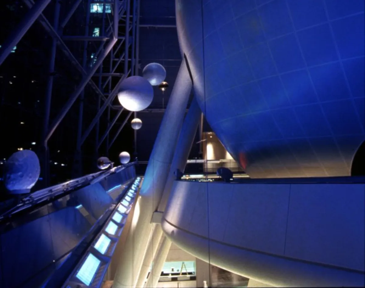 Scientists Discover Surprising Shape of Oort Cloud in Planetarium Show