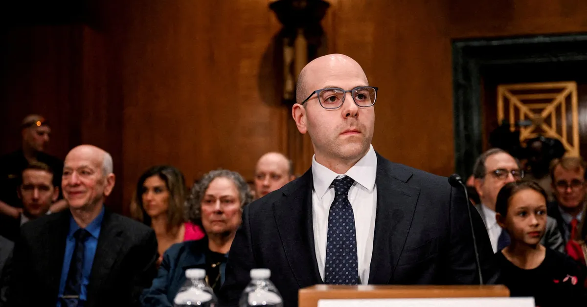 Senate Confirms Stephen Miran to Federal Reserve Board Amid Rate Cut Expectations