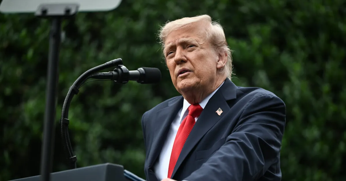 Senators Demand Transparency on JPMorgan's Epstein Ties Amid Banking Safeguard Concerns
