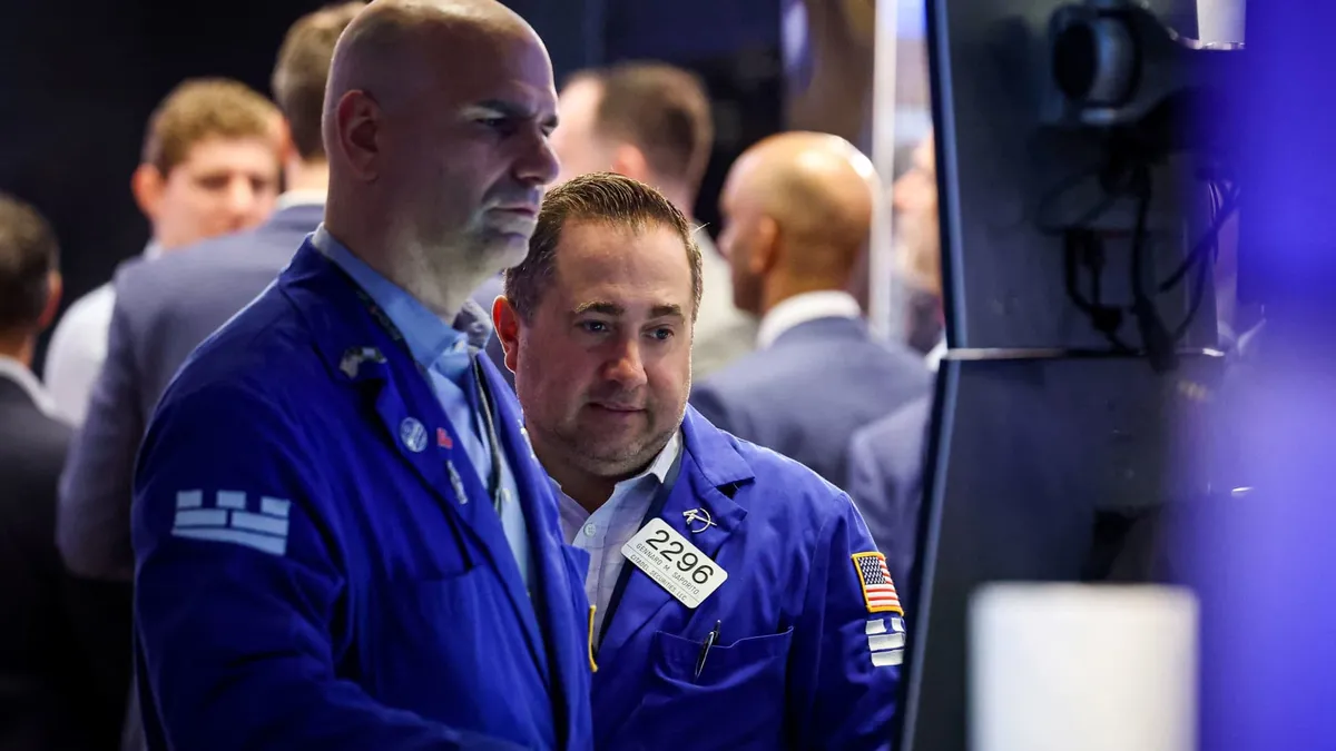 S&P 500 Futures Rise on Oracle's Stunning Growth Amid Inflation Concerns