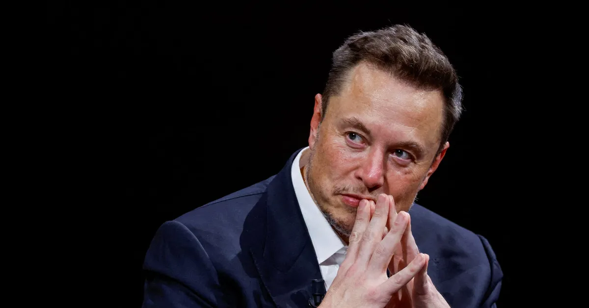 SpaceX and EchoStar Join Forces to Revolutionize Mobile Connectivity