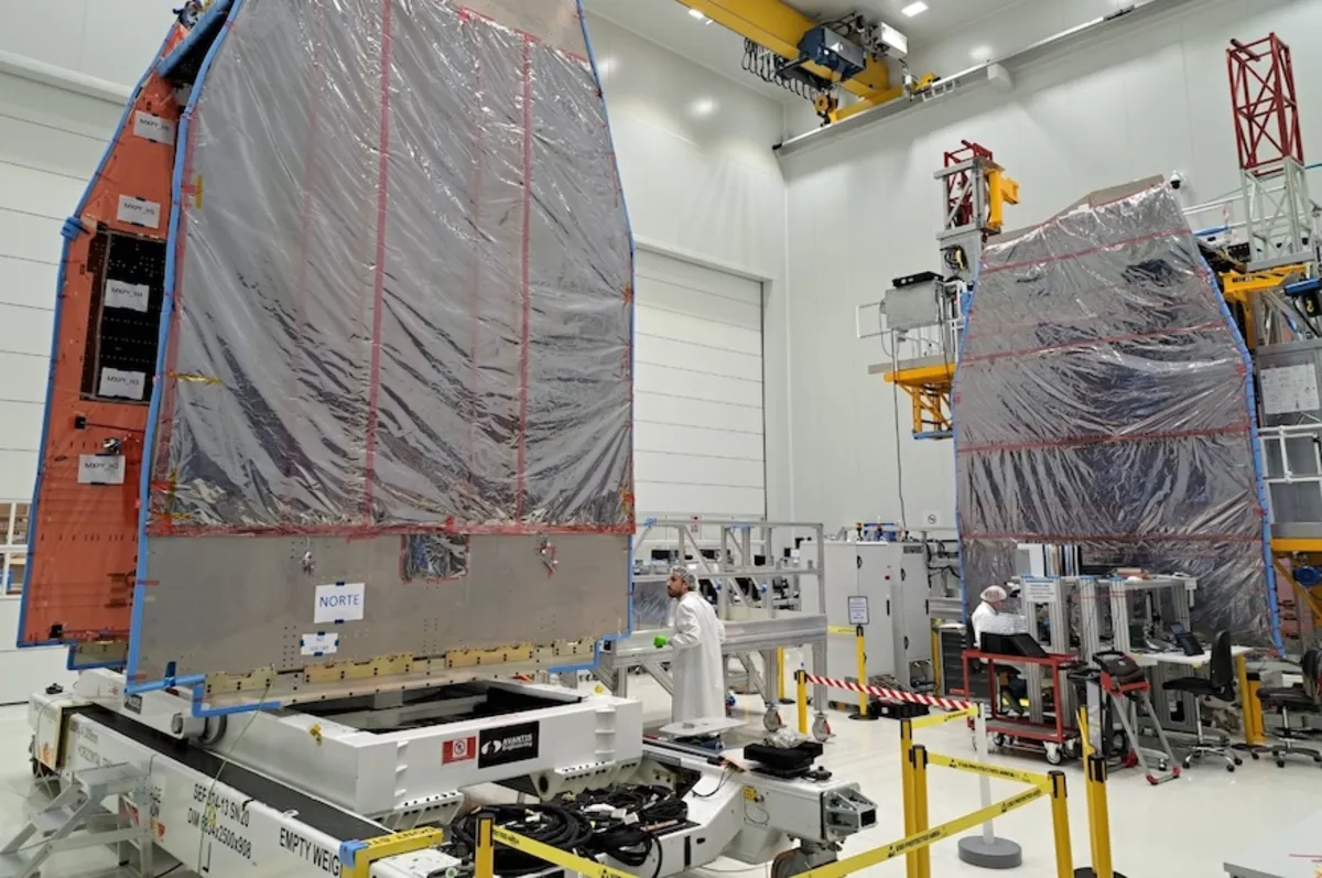 SpaceX Set for Final Flight of Falcon 9 First Stage with SpainSat NG 2 Launch