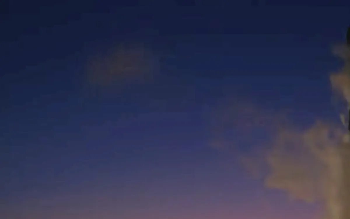 Spectacular Twilight Falcon 9 Launch Lights Up the West Coast