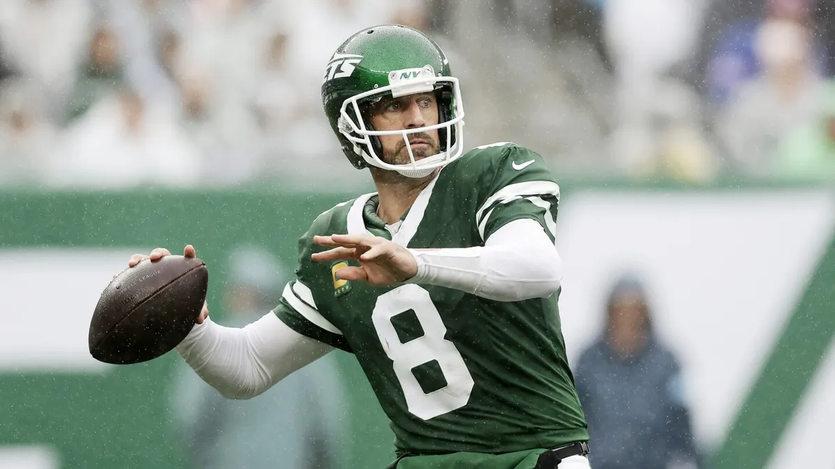 Steelers Sign Aaron Rodgers: What This Means for the Upcoming Season