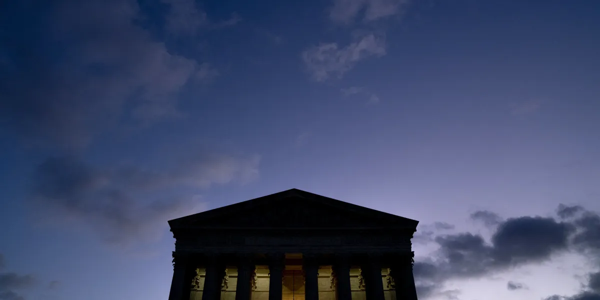Supreme Court Faces Crucial Decision on Trump's Global Tariffs