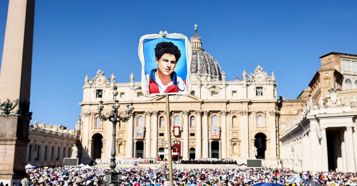 Teenager Becomes First Millennial Catholic Saint in Historic Vatican Ceremony
