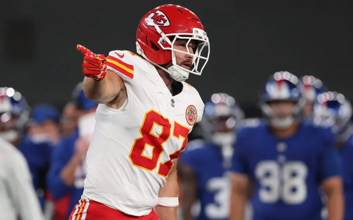 Tensions Flare: Andy Reid and Travis Kelce's Heated Sideline Exchange Sparks Controversy