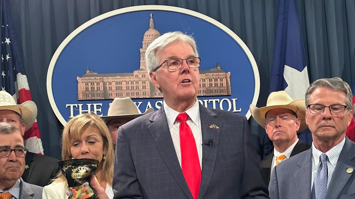 Texas Governor Vetoes THC Ban, Keeping Market Thriving