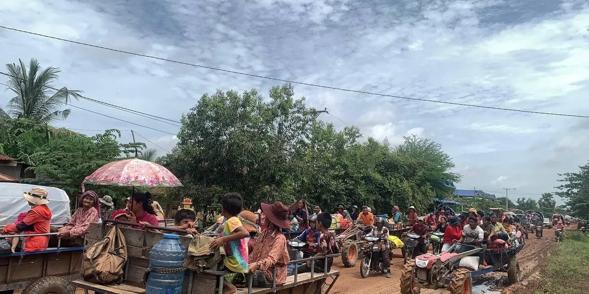 Thailand and Cambodia Open to Cease-Fire Talks Amid Deadly Border Clashes