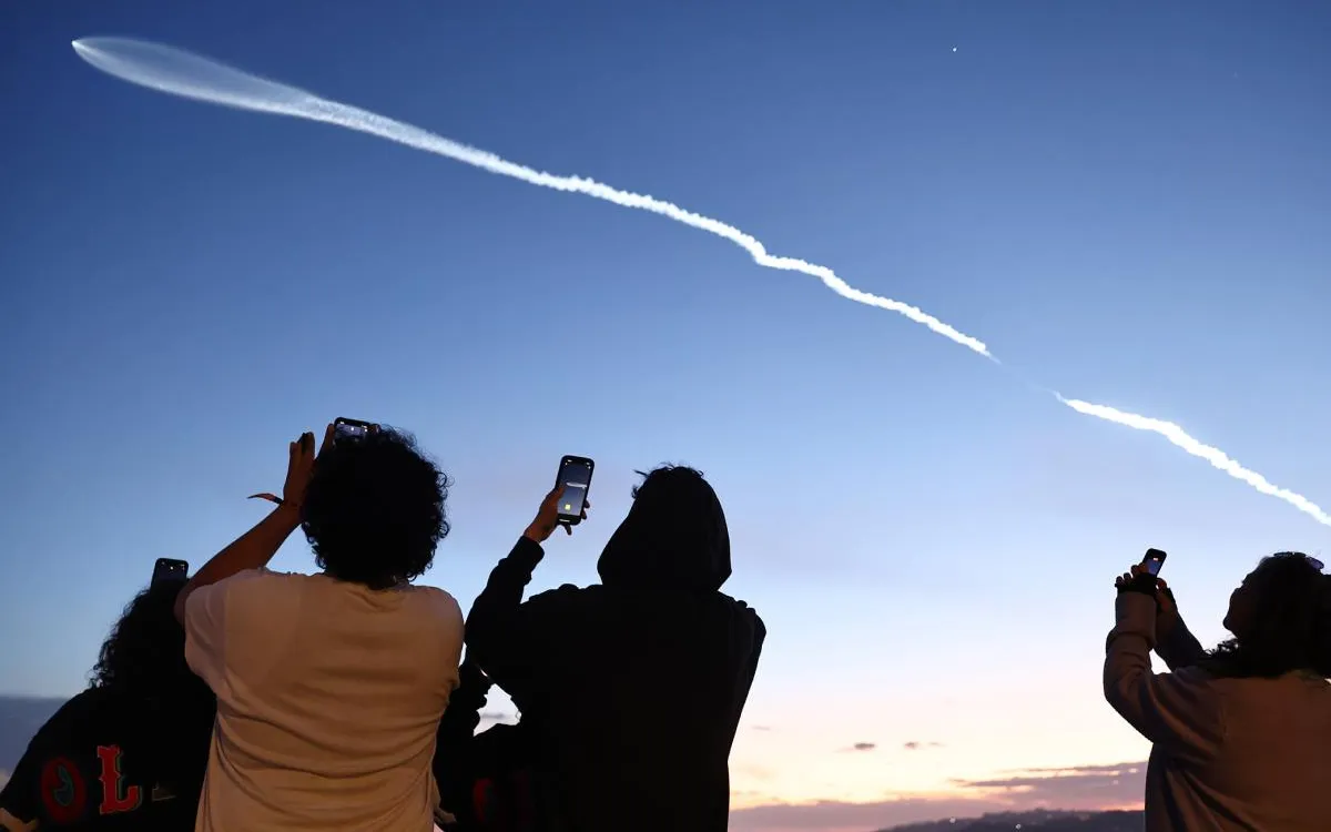 The Environmental Cost of Elon Musk's Starlink: Are We Ignoring a Space Crisis?