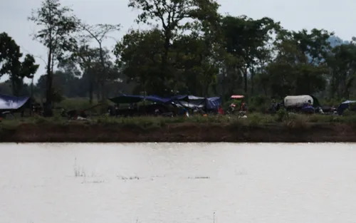 Cambodia Accuses Thailand of Ruthless Airstrikes Amid Ongoing Border Talks